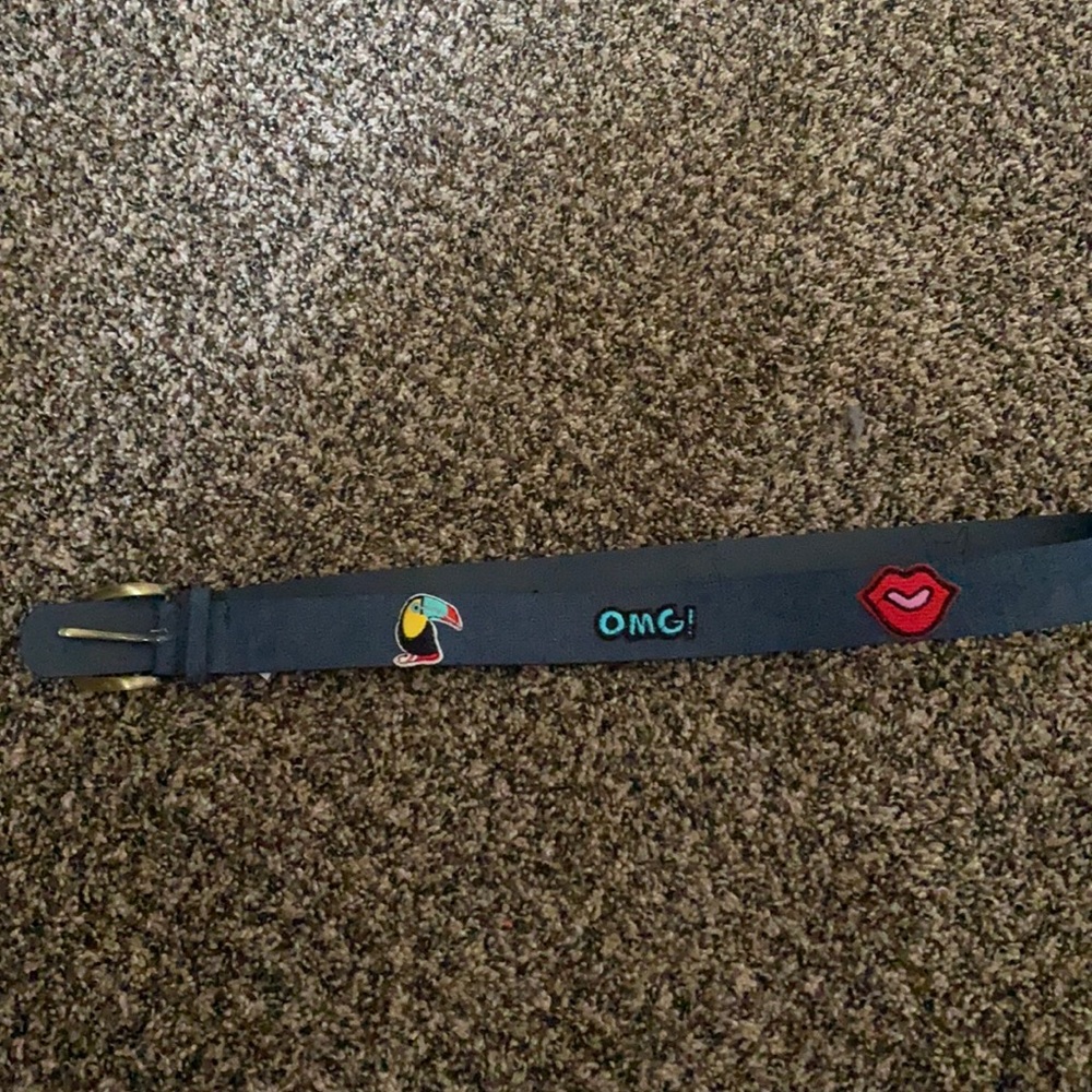Belt with art